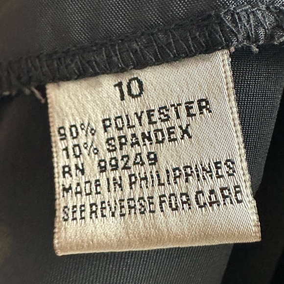 Elegant Black Velvet Dress with studded front and slit. Holiday / Formal
Size 10 - Picture 4 of 6